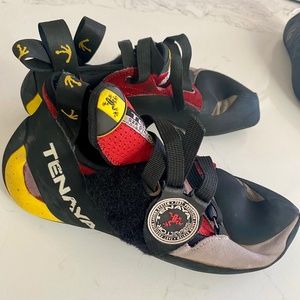 Tenaya climbing shoes size 12